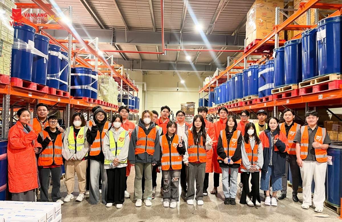 Ngành Logistics