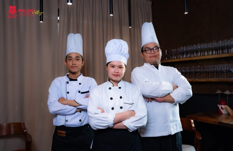 Sinh viên ngành Quản trị khách sạn trúng tuyển thực tập Nhật Bản