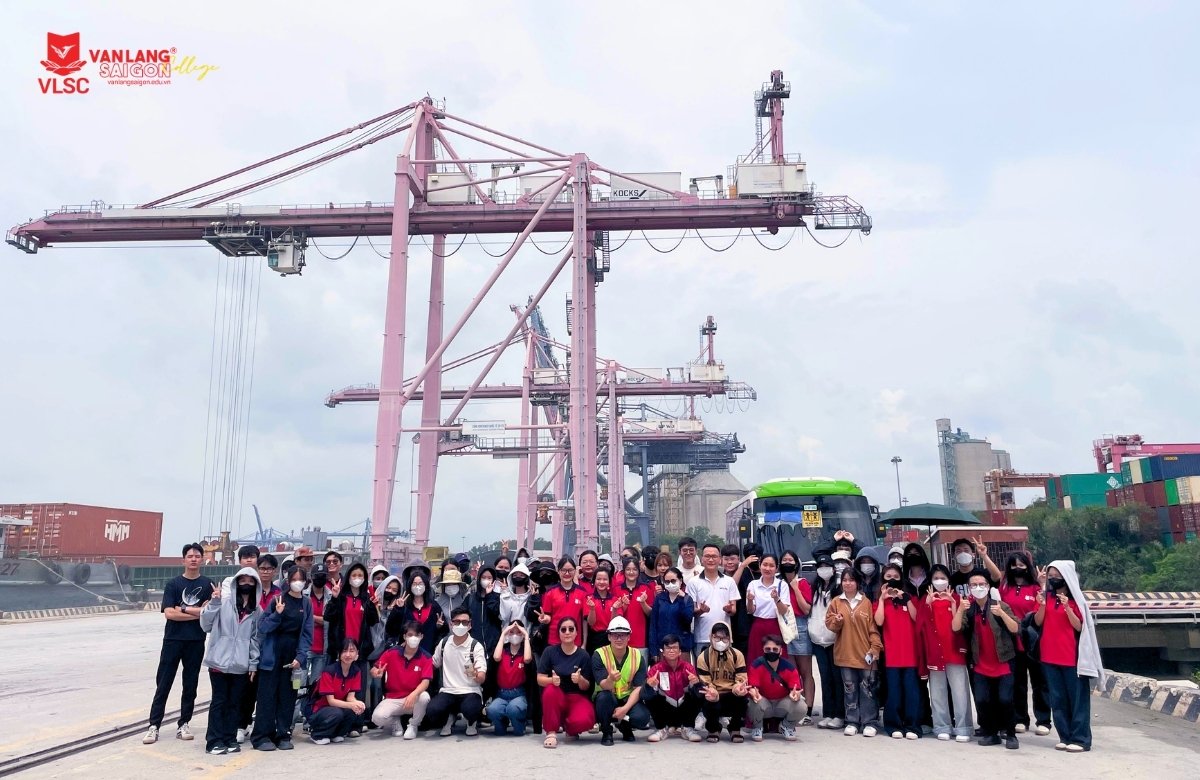 Ngành Logistics