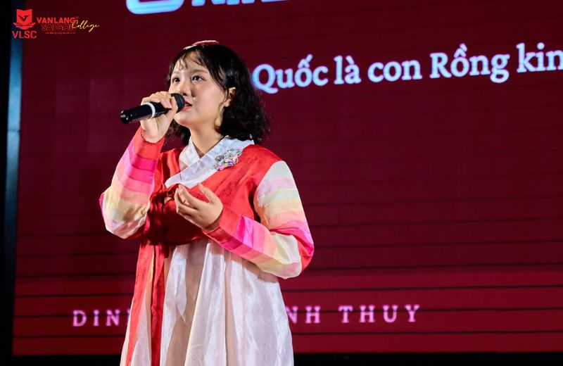 Sinh viên Thanh Thúy